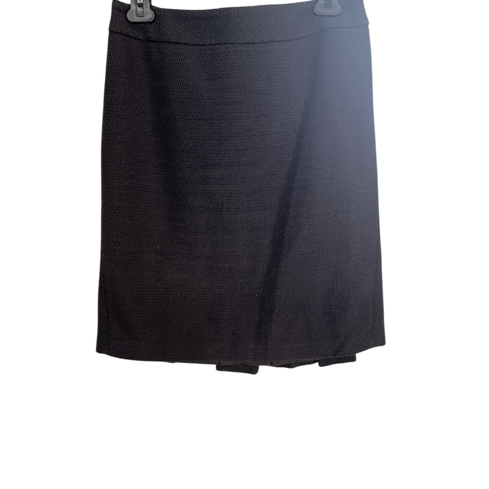 NWT Ann Taylor Black Solid Midi Skirt
